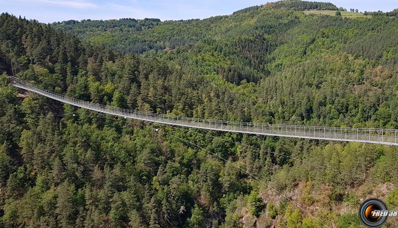 Mas cent passerelle du lignon photo