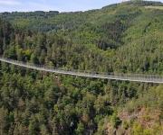 Mas cent passerelle du lignon photo