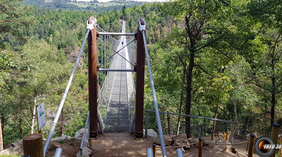 Arrivée sur la passerelle.