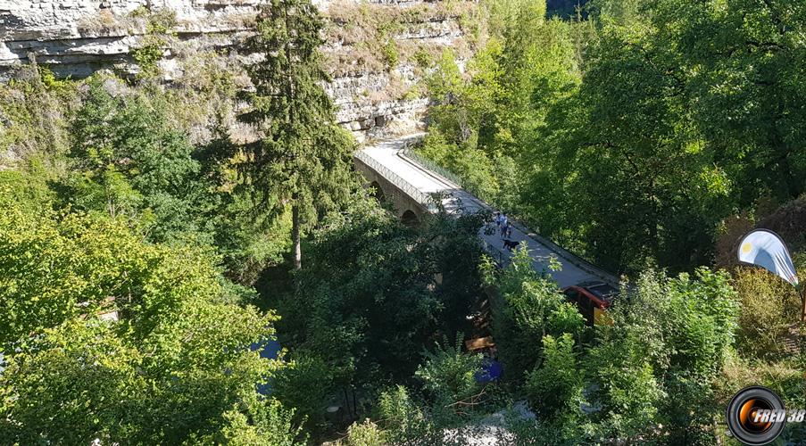 Arrivée sur le pont.