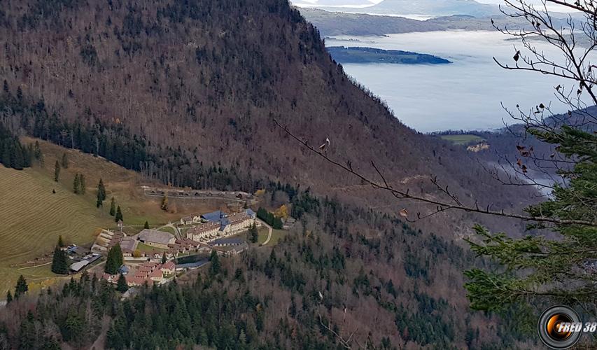 Vue sur la Chartreuse de Currières.