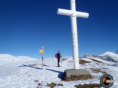 La croix du sommet.