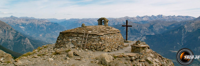 La chapelle près du sommet.