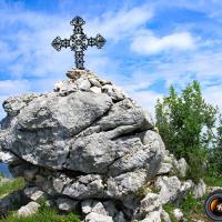 La croix du sommet.