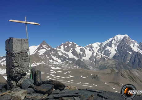 La croix du sommet