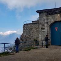 L'entrée.