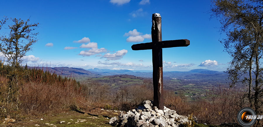 L'ancienne croix de Meyrieux.