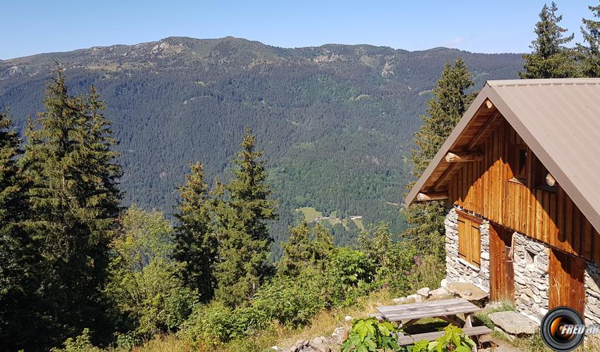 Premier chalet de la Petite Valloire.