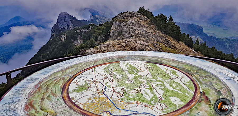 Les crêtes en direction du sud.