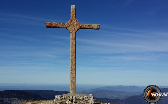 La croix du sommet.