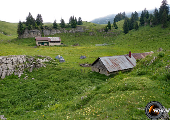 Cabane et bergerie de l'Alpette.