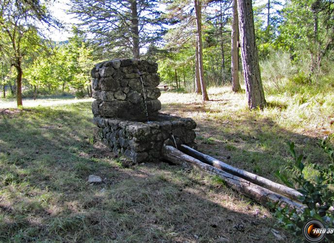 La fontaine des Aubarets.