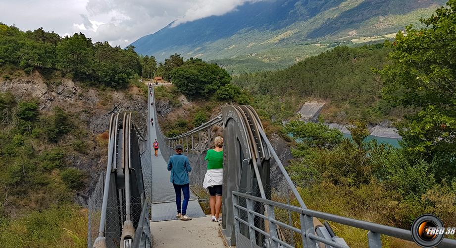 Passerelle de l'Ebron.