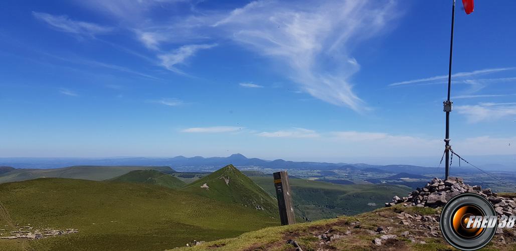 Le Puy de l'Angle.