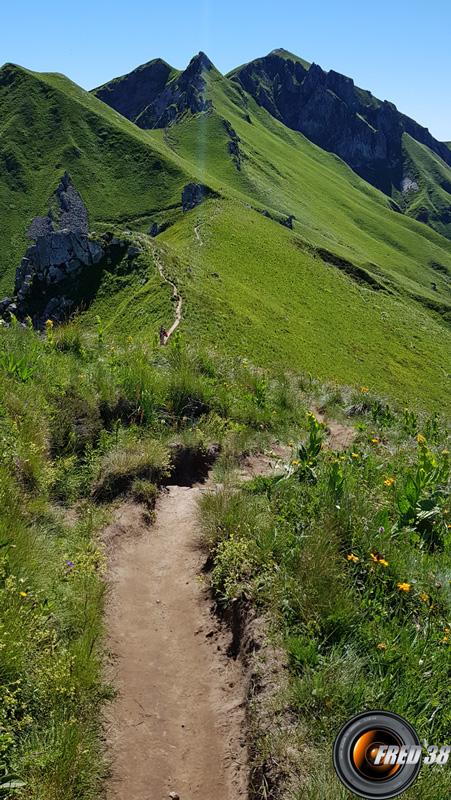 Sentier sur les crêtes