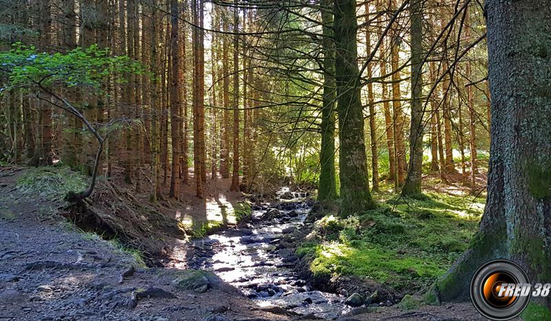 Arrivée sur la cascade du Rossignolet