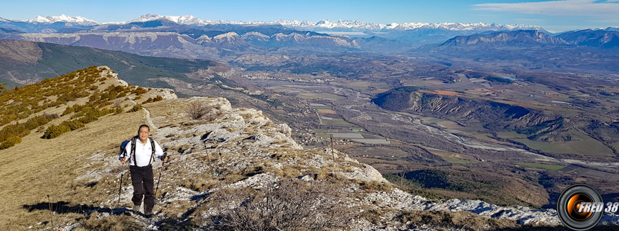 Les crêtes menant au sommet.