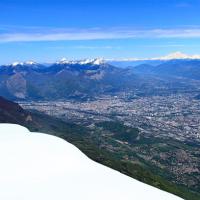 Grenoble vu du sommet.