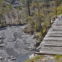 Passerelle avant d'arriver à Vière