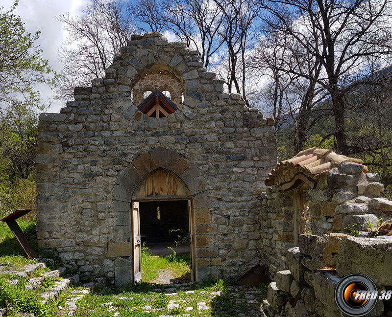 L'ancienne église de Vière.