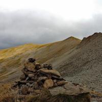 Descente sur le col des Esbéliousses.
