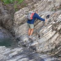 Petit passage ou il faut mettre les mains.