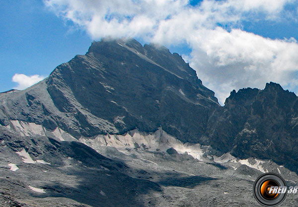 Les restes du glacier.