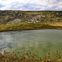Le grand abreuvoir près du habert de l'Alpe.
