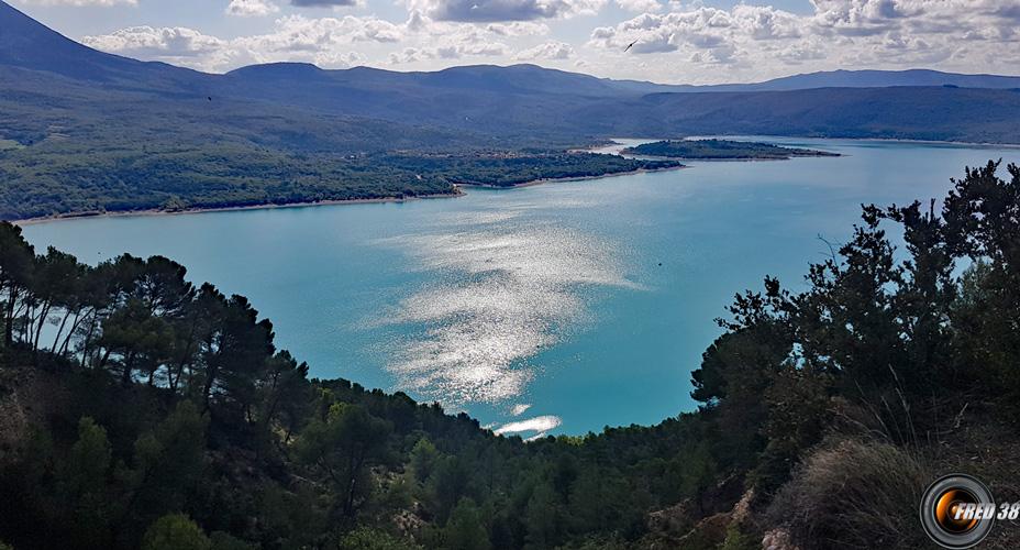 Vue sur le lac.