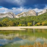 La petite retenue d'eau.