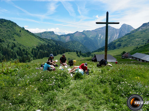 Au dessus des chalets d'Orgeval