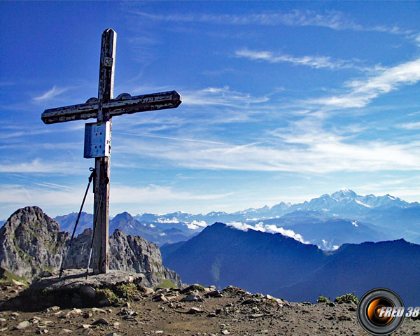 La croix du sommet