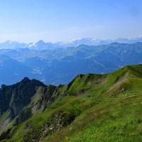 Vue sur la Lauzière et la Vanoise.