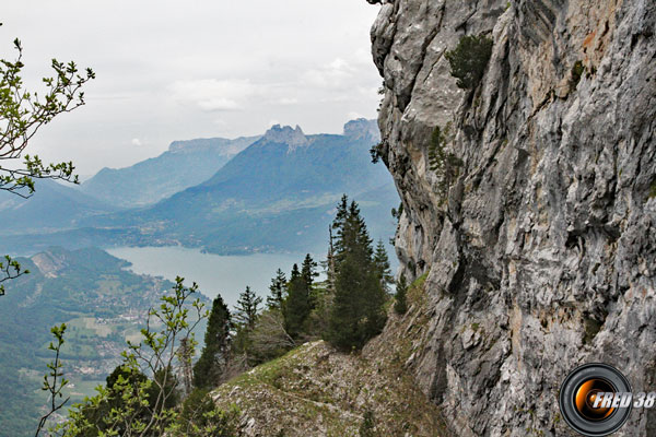 En fond Annecy