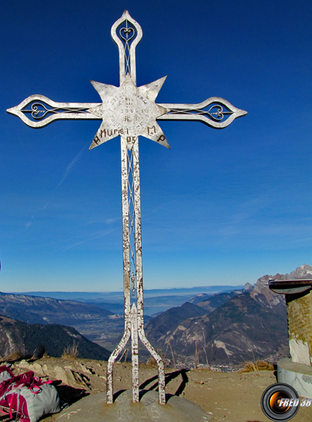 La croix du sommet