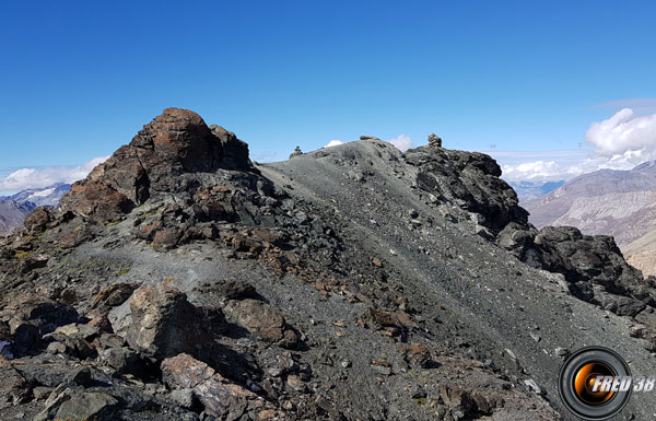 La crête du sommet.