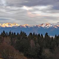 Belledonne.