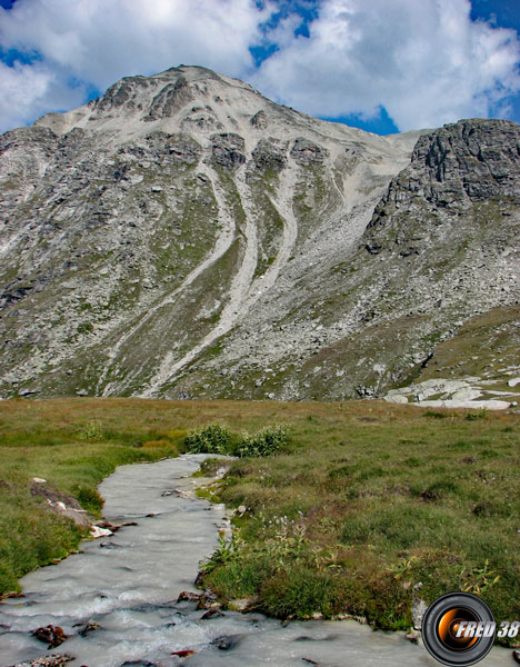 Le vallon et le sommet.