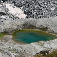 Petit lac sur le plan.