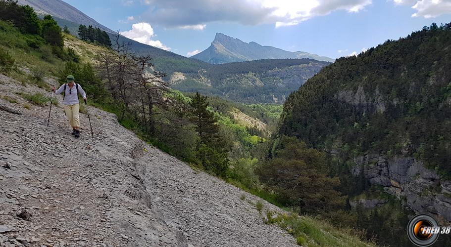 Descente vers les Puits.