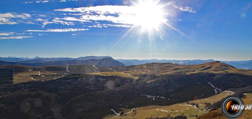 Vue sur le plateau d'Ambel.