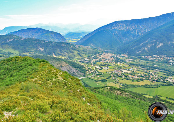 Le village de Serres