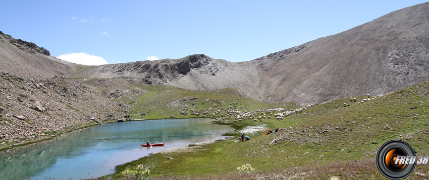 Lac supérieur de l'Aupillon.