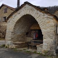 Dans le hameau de Mont de Lans.