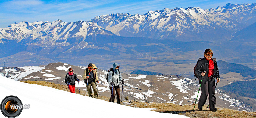 Arrière plan le Taillefer, Mont Tabor et les Ecrins.