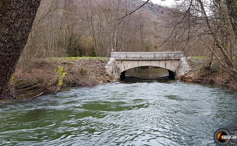 Arrivée au bord du Gland.