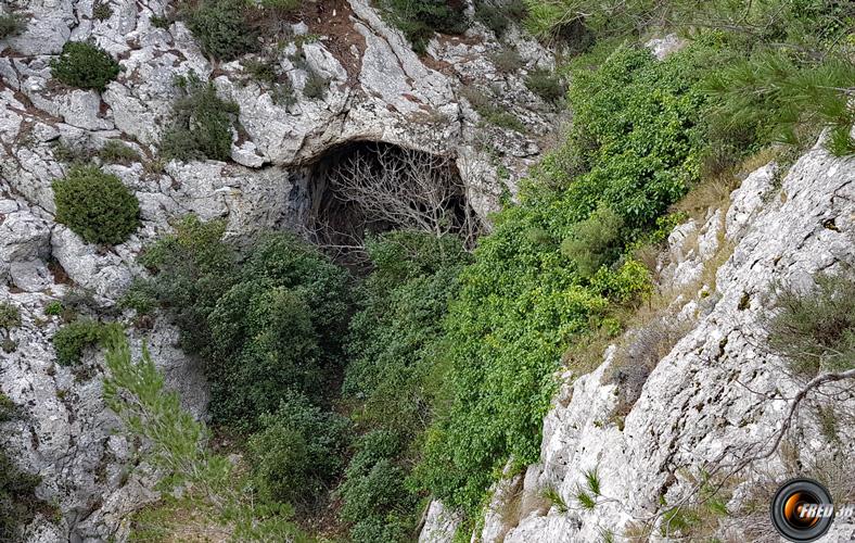 Grotte Roland.