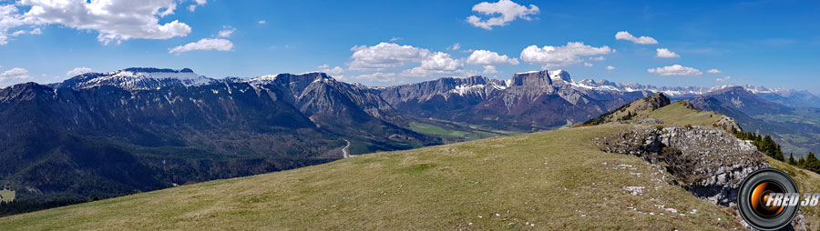 Vue sur la crête