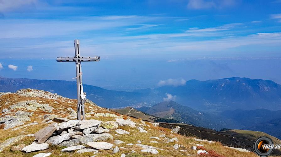 Croix du sommet.