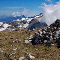 Le cairn du sommet,
